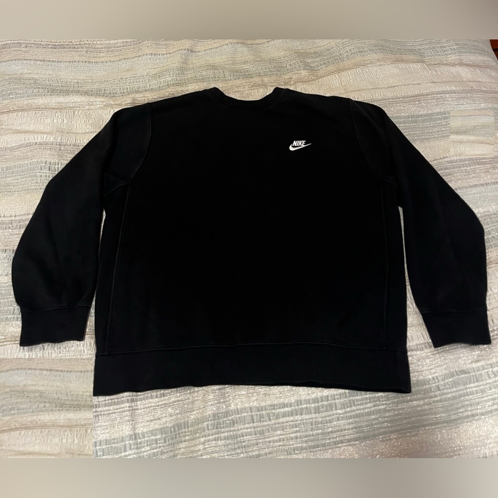 Nike black crewneck
